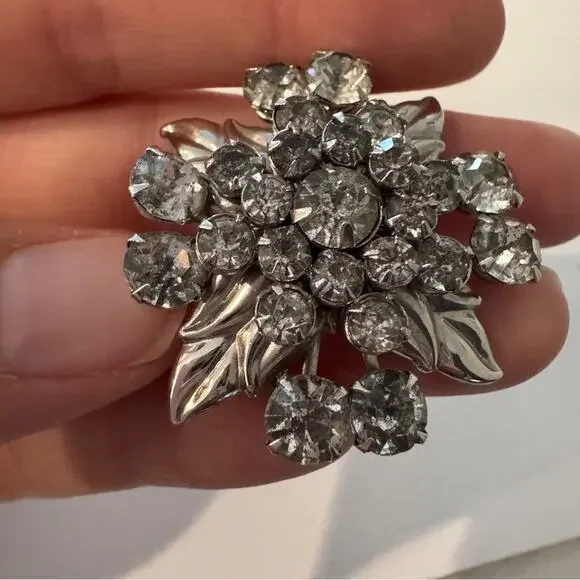 Vintage Silver Tone Rhinestone Brooch Estate Jewelry Leaf - Picture 2 of 5
